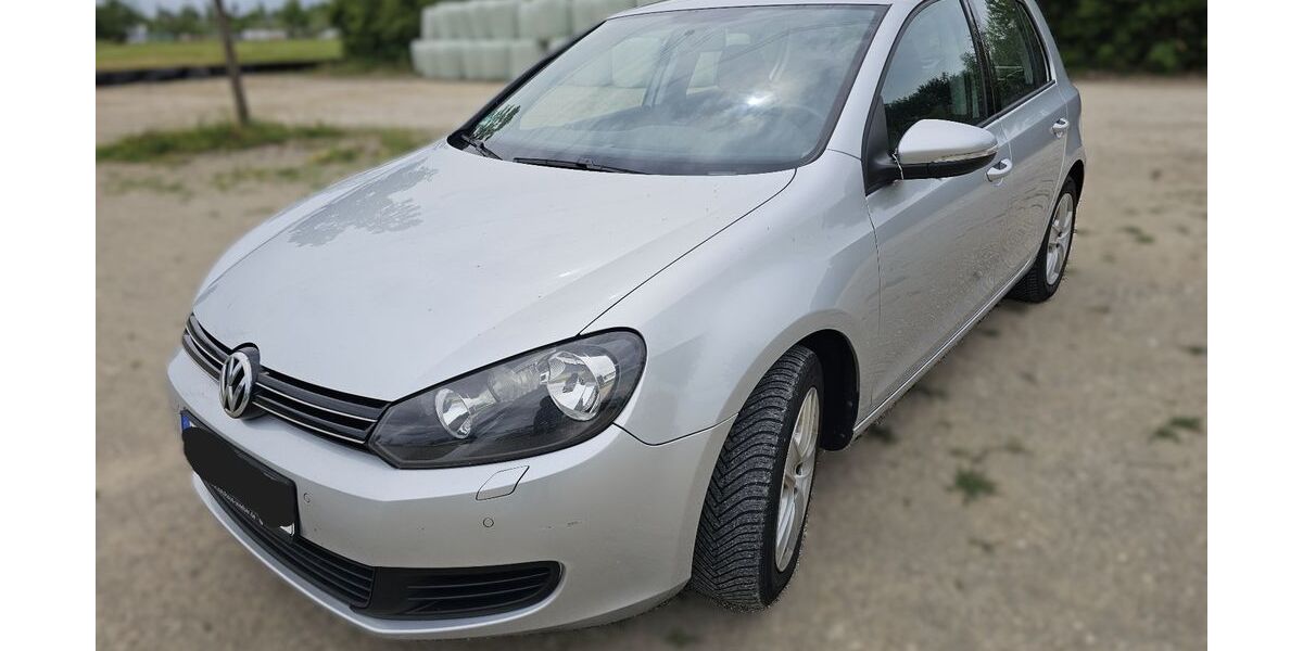 VW Golf 251.500 km 1.999 &euro; Ditzingen 71254