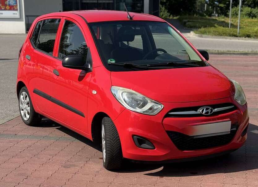 i10