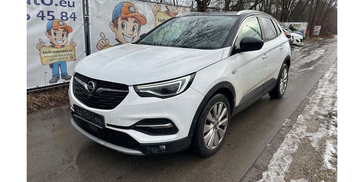 Opel Grandland (X) 215.445 km 11.999 &euro; München 81929