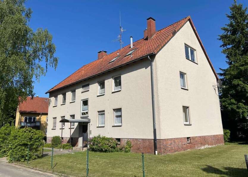 Haus zum Kaufen in Uelzen 348.000 € 302 m²