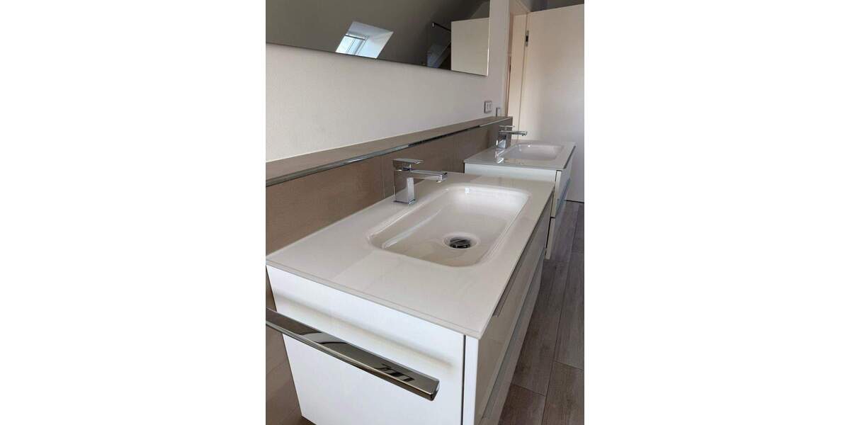 Einfamilienhaus Bönningstedt - 6 Zimmer, 135 m&sup2;, 2.250&euro; | Angebot:26187658