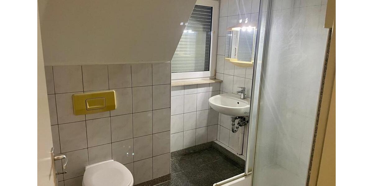 Dachgeschoßwohnung Vettweiß - 1 Zimmer, 60 m&sup2;, 650&euro; | Angebot:25414870