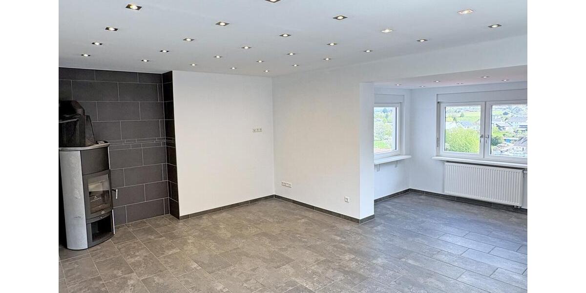 Einfamilienhaus Eitorf - 6 Zimmer, 130 m&sup2;, 1.330&euro; | Angebot:26252551