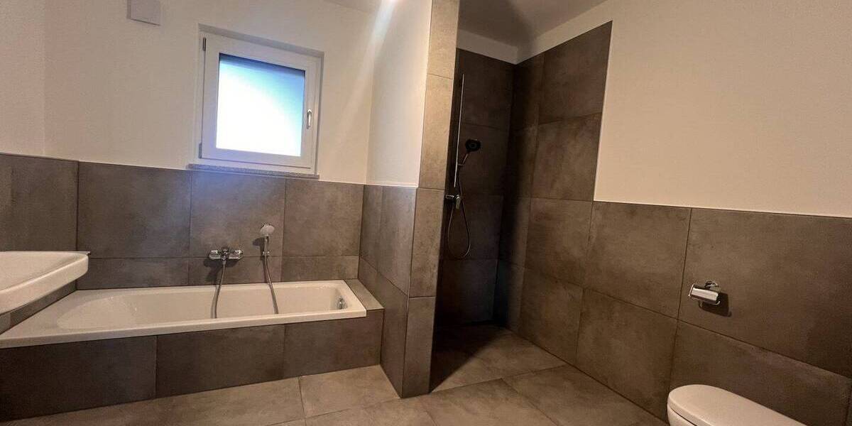 Etagenwohnung Vilshofen an der Donau Vilshofen - 3 Zimmer, 95 m&sup2;, 287.730&euro; | Angebot:26291646