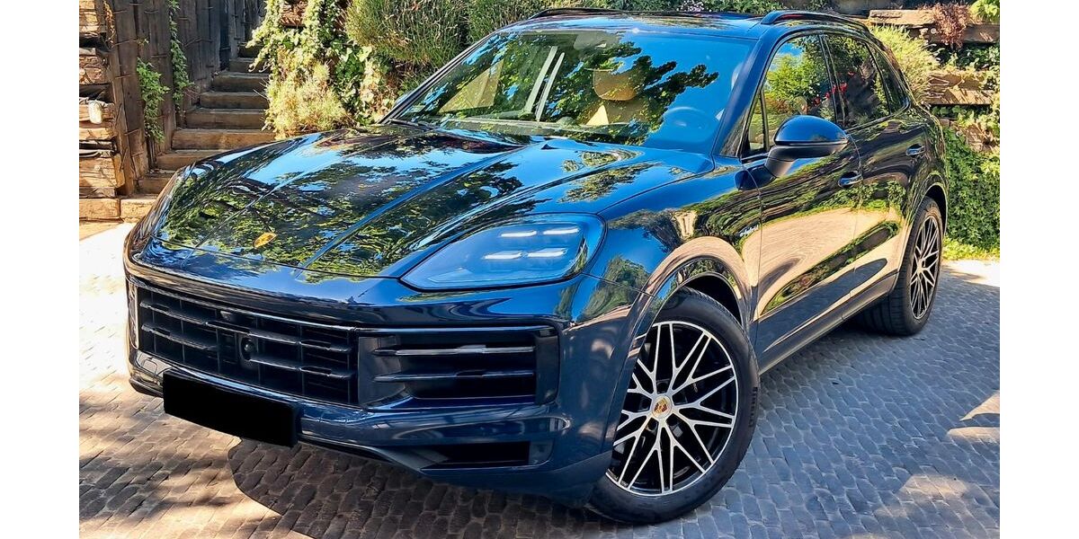 Porsche Cayenne 30.762 km 95.900 &euro; München 81669