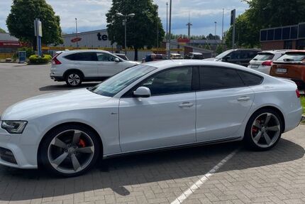 Audi A5 220.000 km 14.700 &euro; Eckernförde 24340