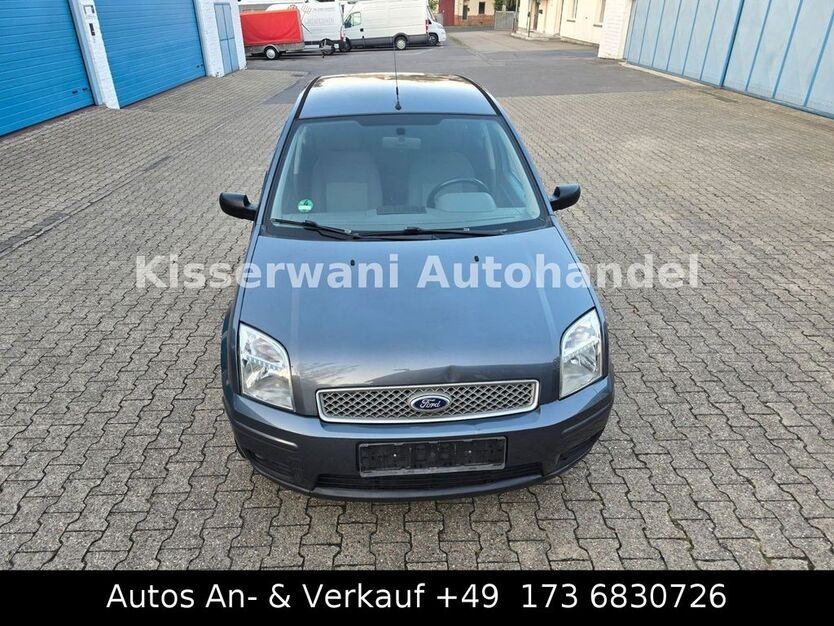 Ford Fusion 185.000 km 2.000 € Aachen 52068