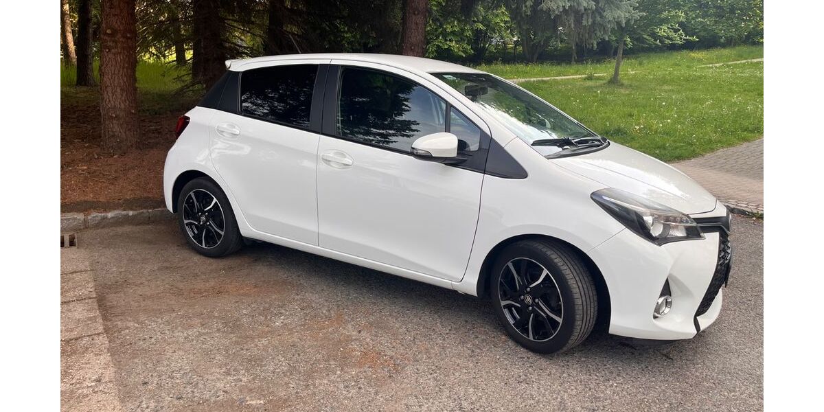 Toyota Yaris 69.700 km 8.499 &euro; Freital 01705