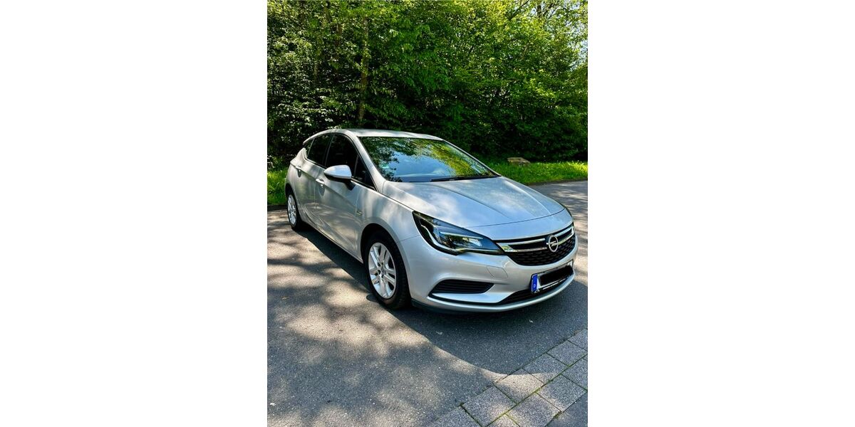 Opel Astra 74.000 km 8.700 &euro; Gummersbach 51645