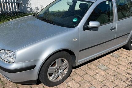 VW Golf 217.849 km 990 &euro; Aalen 73430