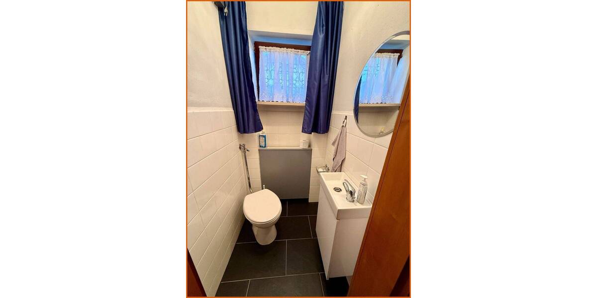 Einfamilienhaus Viechtach - 8 Zimmer, 205 m&sup2;, 339.000&euro; | Angebot:25727066