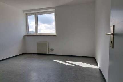 Wohnung zum Kaufen in Gummersbach 99.000 € 85 m² 3 zimmer