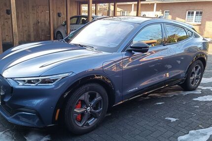 Ford Mustang Mach-E 27.200 km 36.000 &euro; Nienhagen 29336