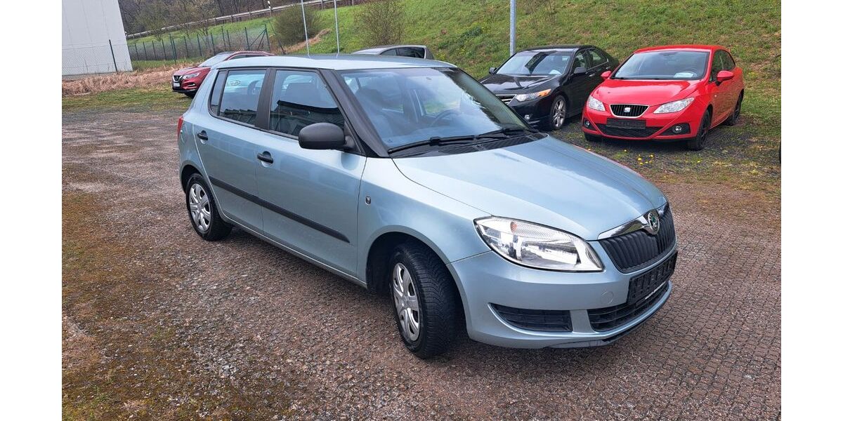 Skoda Fabia 94.900 km 4.300 &euro; Uhlstädt-Kirchhasel 07407