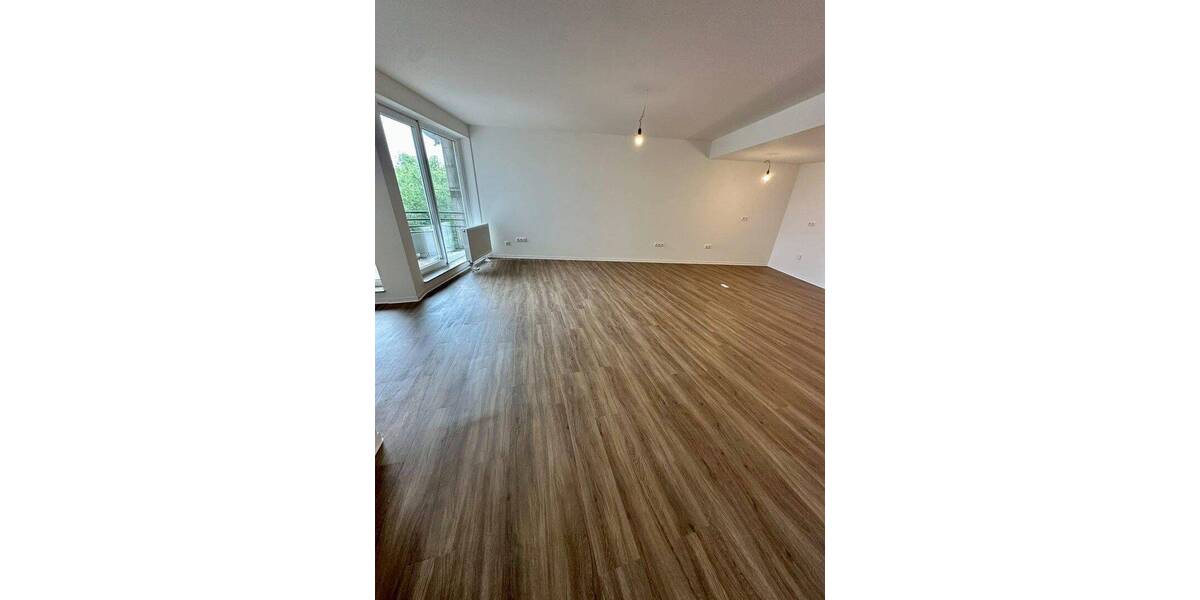 Etagenwohnung Düsseldorf Bilk - 4 Zimmer, 145 m&sup2;, 2.400&euro; | Angebot:26861741