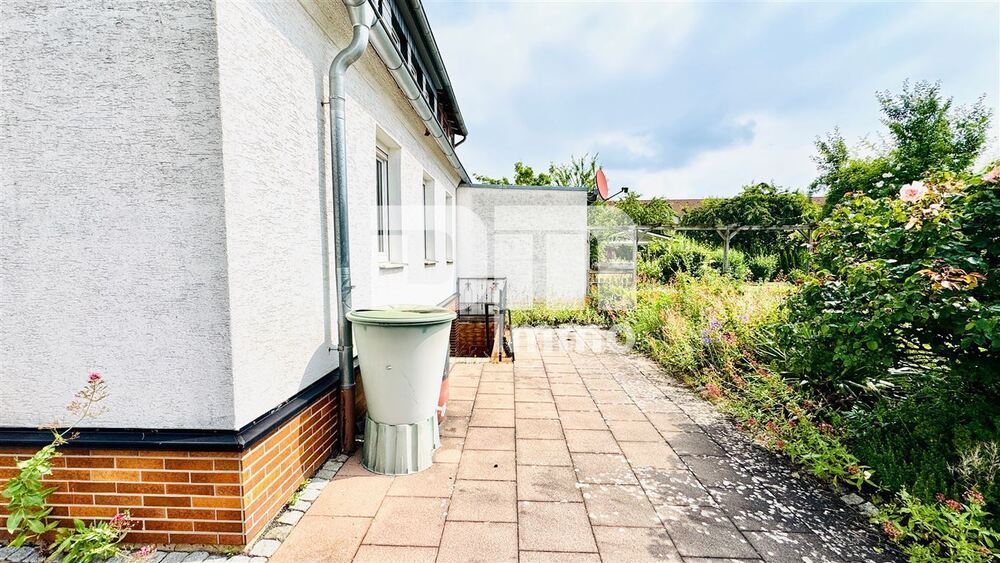 Modernisierte Doppelhaushälfte mit großem Grundstück und vielen Extras - Doppelhaushälfte Lohfelden | Angebot:27092543
