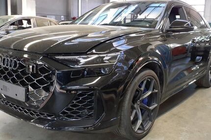Audi RSQ8 8.294 km 139.920 &euro; Halle (Saale) 06110