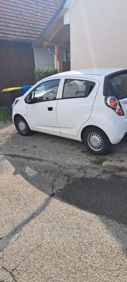 Chevrolet Spark 112.000 km 2.000 € Wellendingen 78669