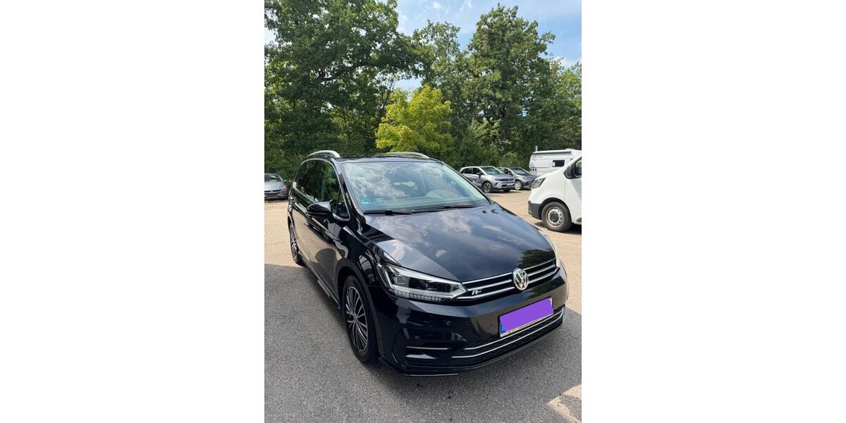 VW Touran 112.000 km 22.900 &euro; München 80689