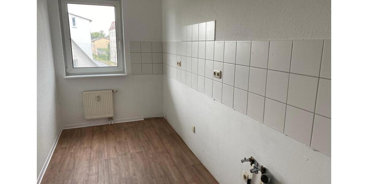 Etagenwohnung Güstrow - 3 Zimmer, 66 m&sup2;, 596&euro; | Angebot:26380503
