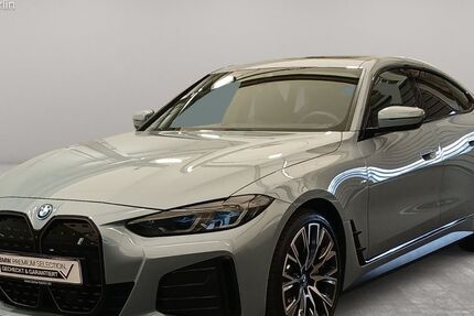 BMW i4 36.948 km 44.900 € Berlin 14057