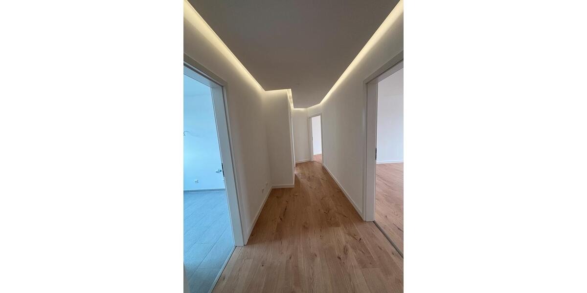 Dachgeschoßwohnung Düsseldorf Stadtbezirk 8 - 2 Zimmer, 67 m&sup2;, 269.000&euro; | Angebot:25056041