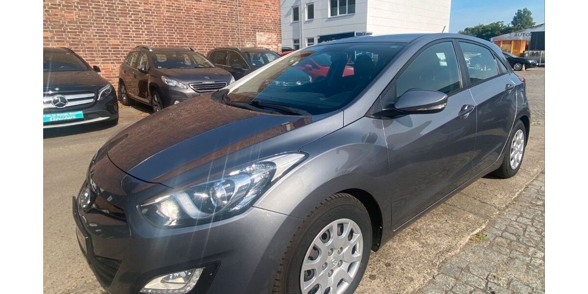 Hyundai i30 110.000 km 6.990 &euro; Berlin-Lichtenberg 10365