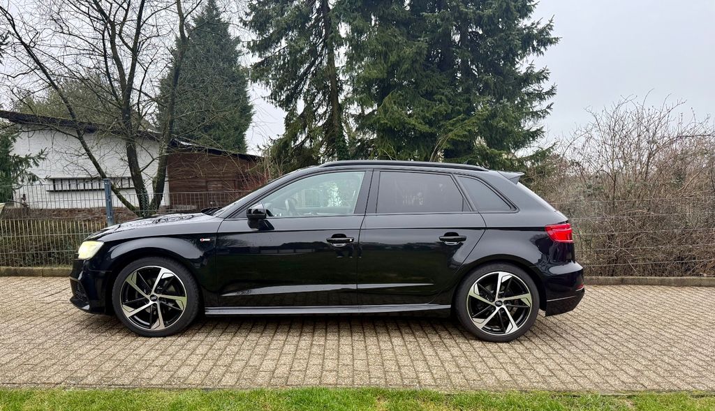 Audi A3 92.000 km 21.950 &euro; Wuppertal 42111