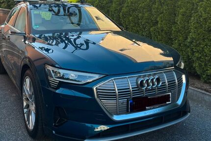 Audi e-tron 58.000 km 28.999 &euro; Dresden 01259