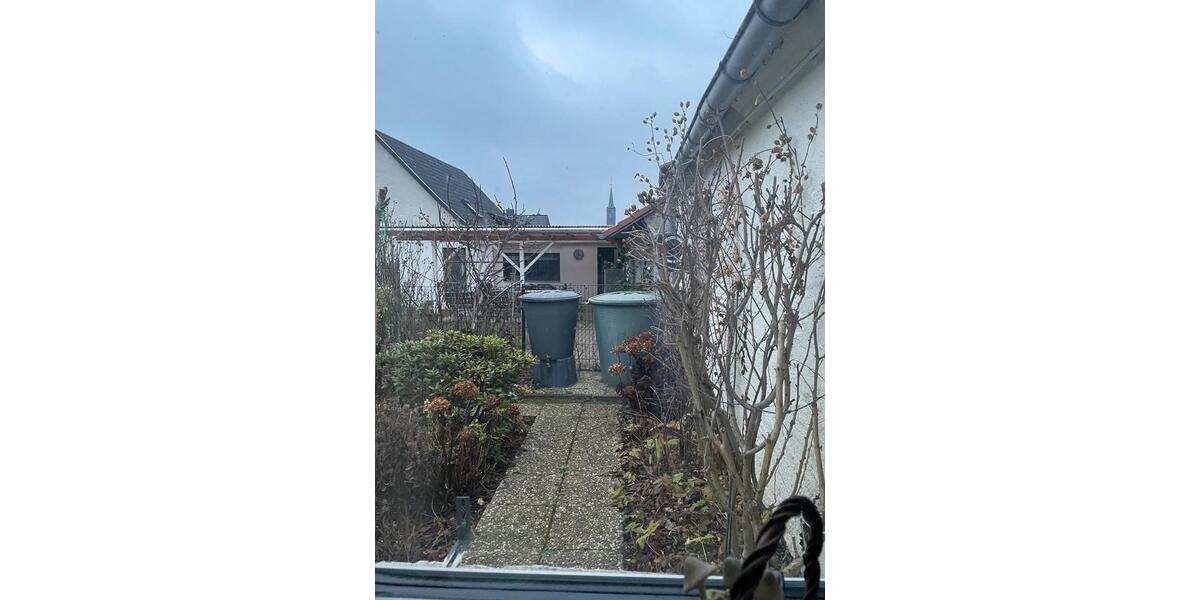 Einfamilienhaus Hecklingen - 4 Zimmer, 100 m&sup2;, 860&euro; | Angebot:24842025