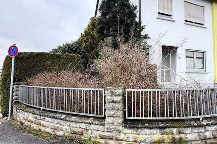 Haus Gunzenhausen - 5 Zimmer, 118 m&sup2;, 355.000&euro; | Angebot:25771473