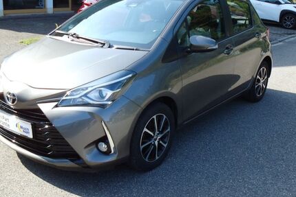 Toyota Yaris 30.900 km 14.390 &euro; Münstertal 79244