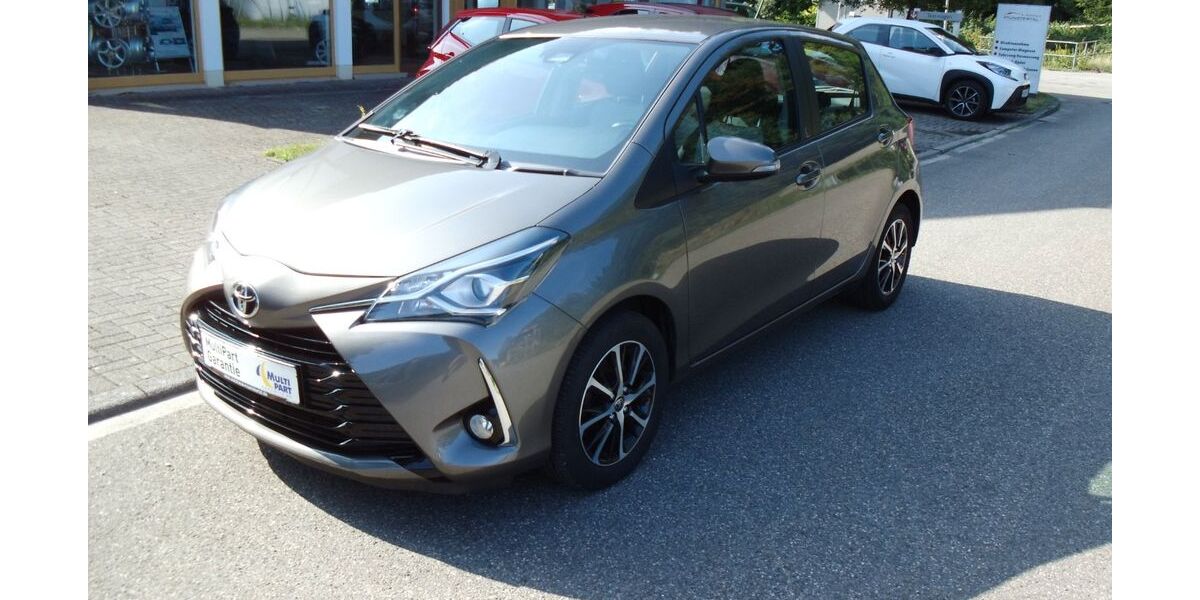 Toyota Yaris 30.900 km 14.390 &euro; Münstertal 79244