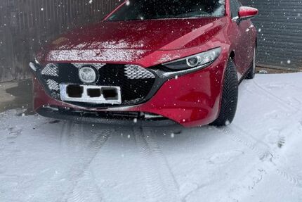 Mazda 3 61.621 km 17.300 &euro; Göcklingen 76831