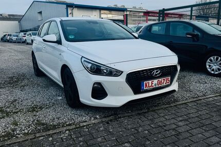Hyundai i30 123.700 km 9.550 &euro; Geldern 47608