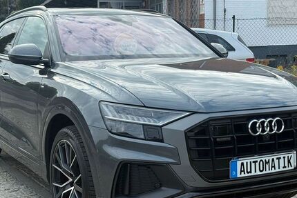 Audi Q8 86.000 km 52.990 € Berlin 10551