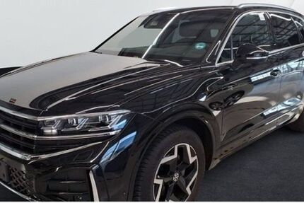 VW Touareg 25.446 km 67.390 € Grimma 04668