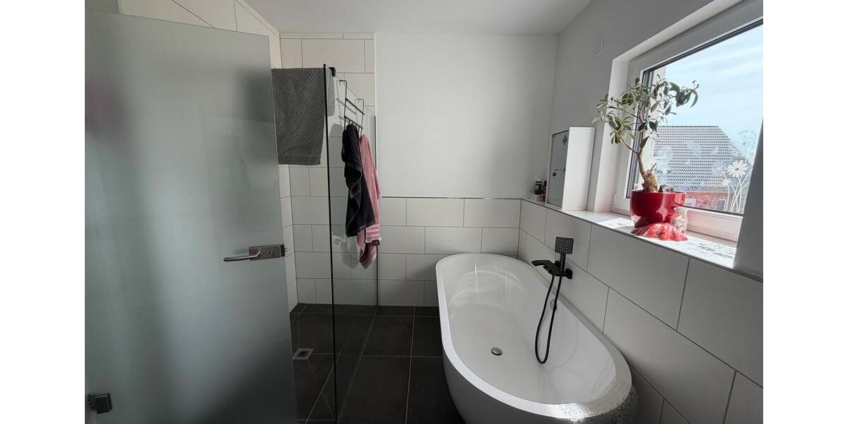 Einfamilienhaus Driedorf - 11 Zimmer, 200 m&sup2;, 500.000&euro; | Angebot:26495780