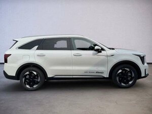 Kia SORENTO PE 1.6T PHEV AWD PLAT 7S NAP PR 3.000 km 57.990 &euro; Höhenkirchen-Siegertsbrun 85635