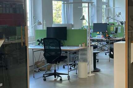 Büro in München 375 € 8 m²
