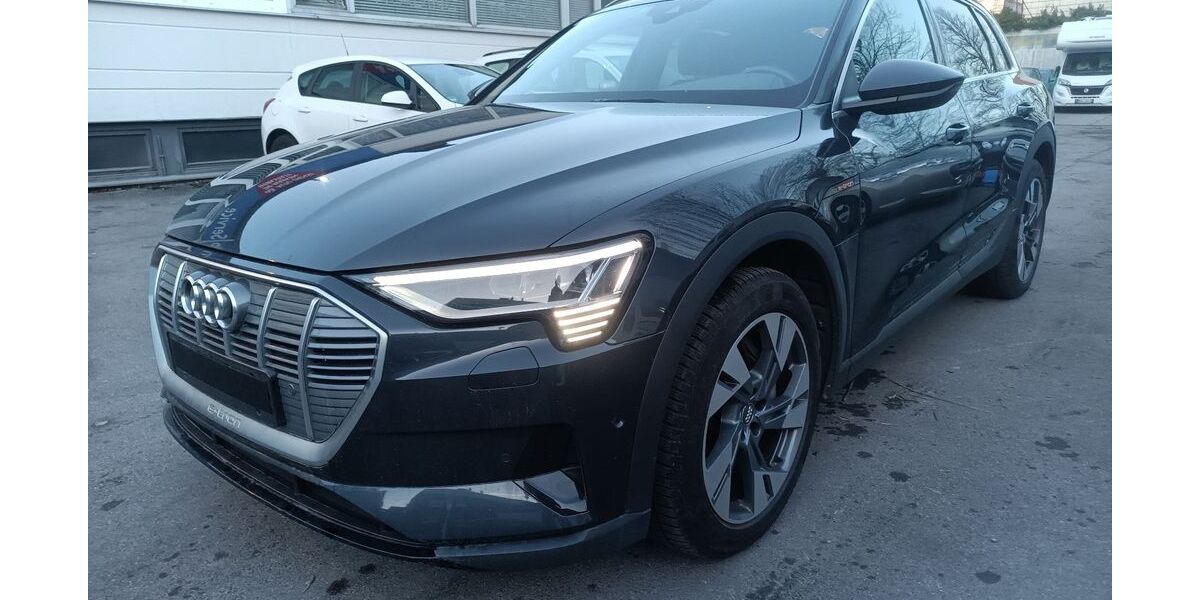 Audi e-tron 105.000 km 27.999 &euro; Wuppertal 42281