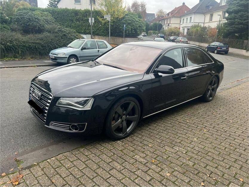 Audi A8 226.000 km 19.900 € Wuppertal 42329