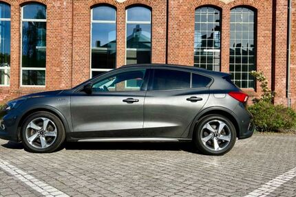 Ford Focus 44.290 km 12.499 &euro; Eichwalde 15732