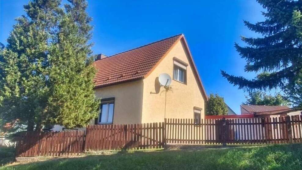 Haus zum Kaufen in Farnstädt 80.000 € 109.47 m²