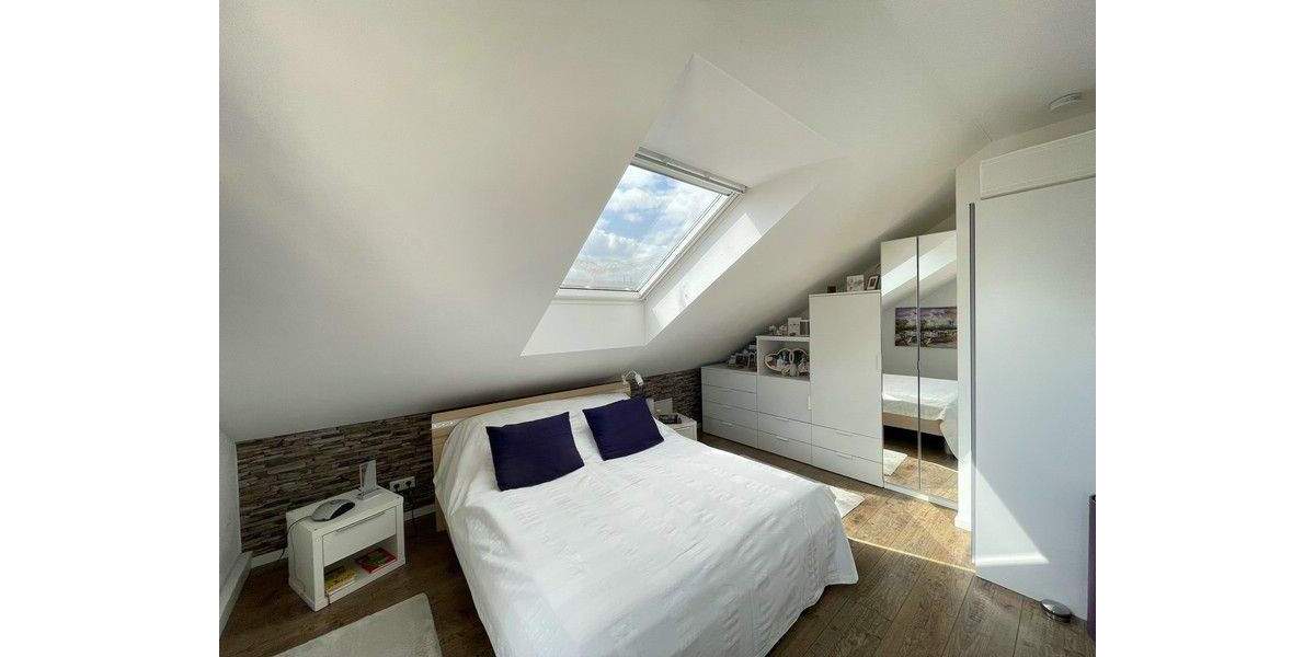 WOW!!! Traumhafte 3,5-Zimmer-Maisonette-Wohnung mit toller Ausstattung und Stellplatz in Nürnberg 3 zimmer