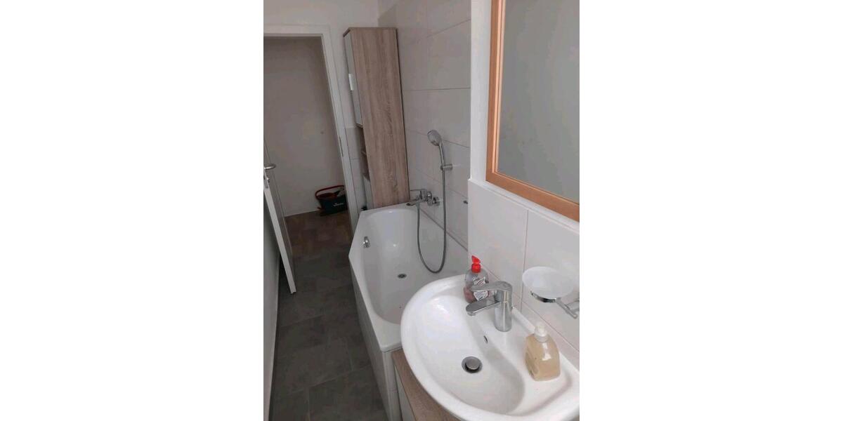 Etagenwohnung Cottbus Sachsendorf - 1 Zimmer, 33 m&sup2;, 1.200&euro; | Angebot:26367639