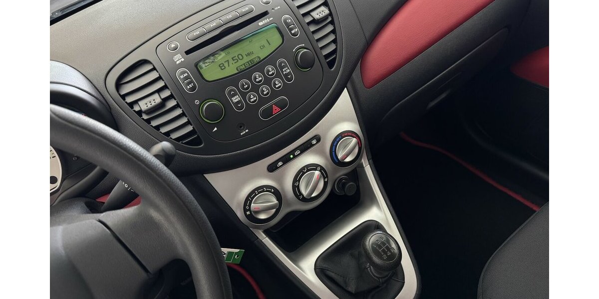 Hyundai i10 Style Radio CD MP3 50.350 km 4.490 &euro; Lich 35423