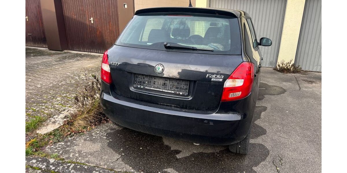 Skoda Fabia 223.000 km 999 &euro; Stuttgart 70197