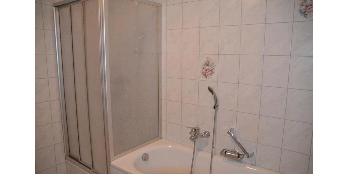 Etagenwohnung Schierling - 3 Zimmer, 90 m&sup2;, 600&euro; | Angebot:26147914
