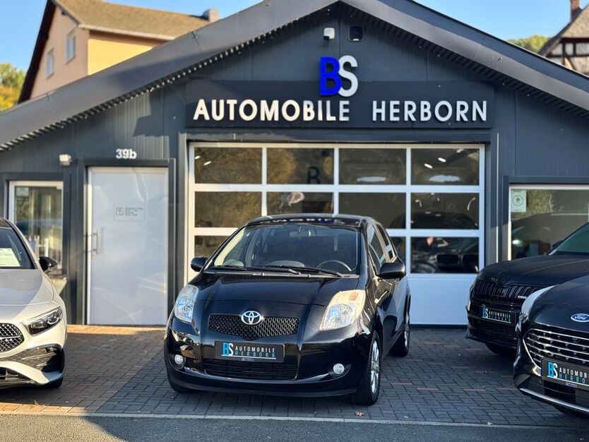 Toyota Yaris 54.650 km 8.490 € Herborn 35745